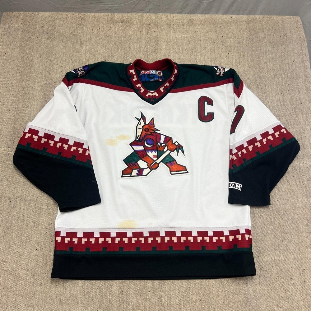 Vintage Phoenix Coyotes Jersey Mens XL White 1990s Keith Thachuk CCM NHL